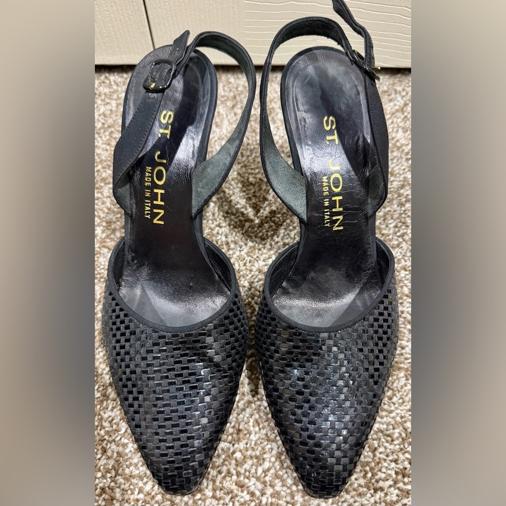 St. John Black & Gold Heels 5.5B - 2in Heel, Made In Italy
